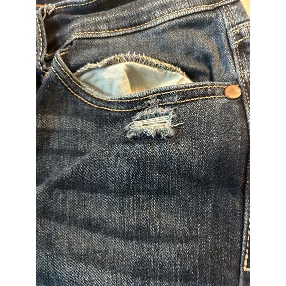 Judy Blue Distressed Straight Fit Jeans Women’s 7/28 Medium Wash Stretch Denim - Picture 3 of 4